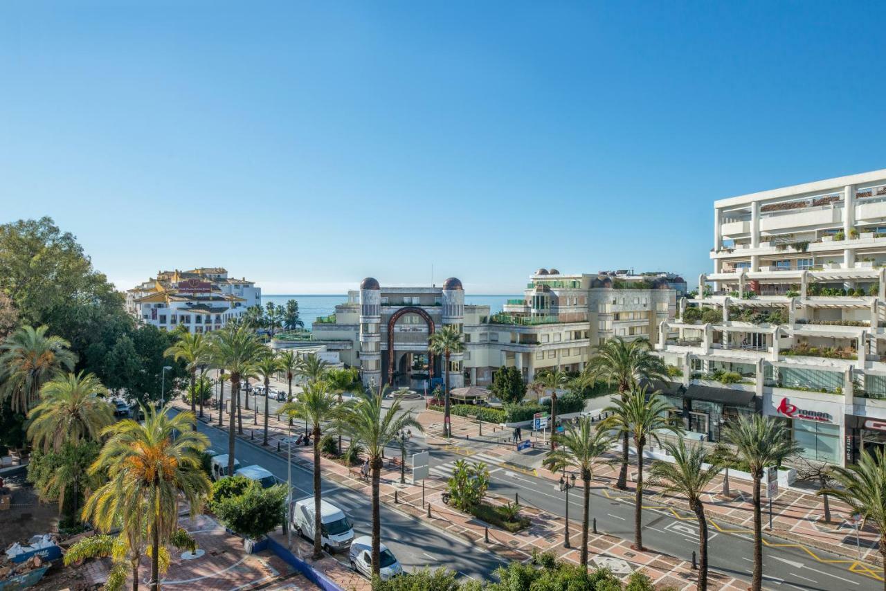 Appartamento Jardines Del Puerto Marbella Esterno foto