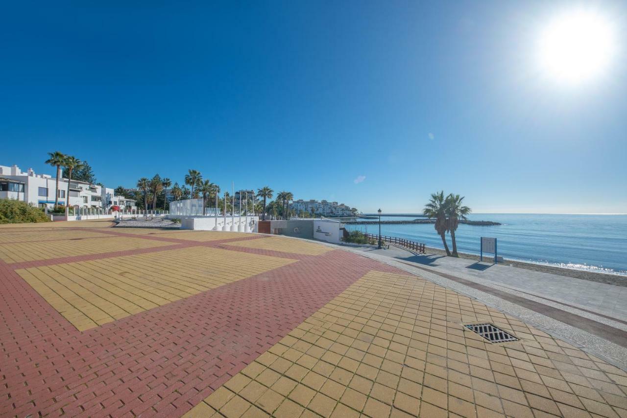 Appartamento Jardines Del Puerto Marbella Esterno foto
