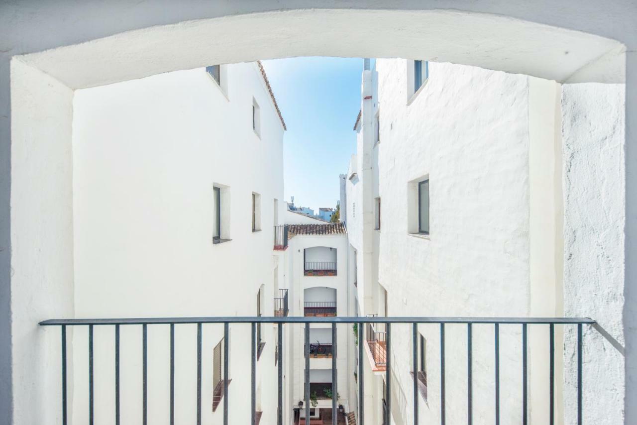 Appartamento Jardines Del Puerto Marbella Esterno foto