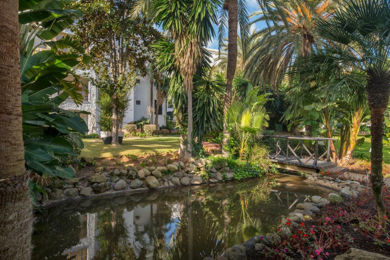 Appartamento Jardines Del Puerto Marbella Esterno foto